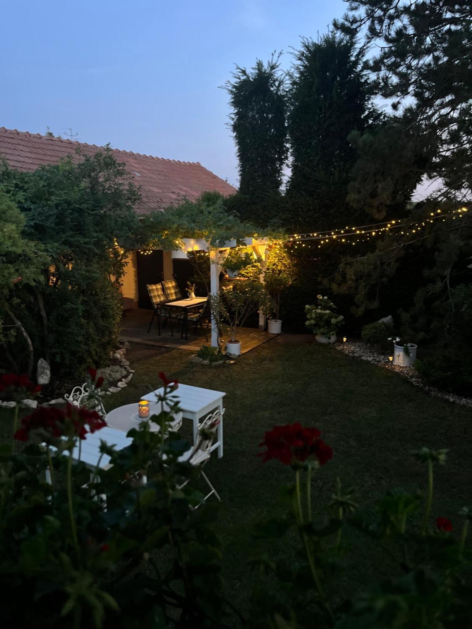 Relaxační studio VERA s UBYTOVÁNÍM Valtice Exterior foto
