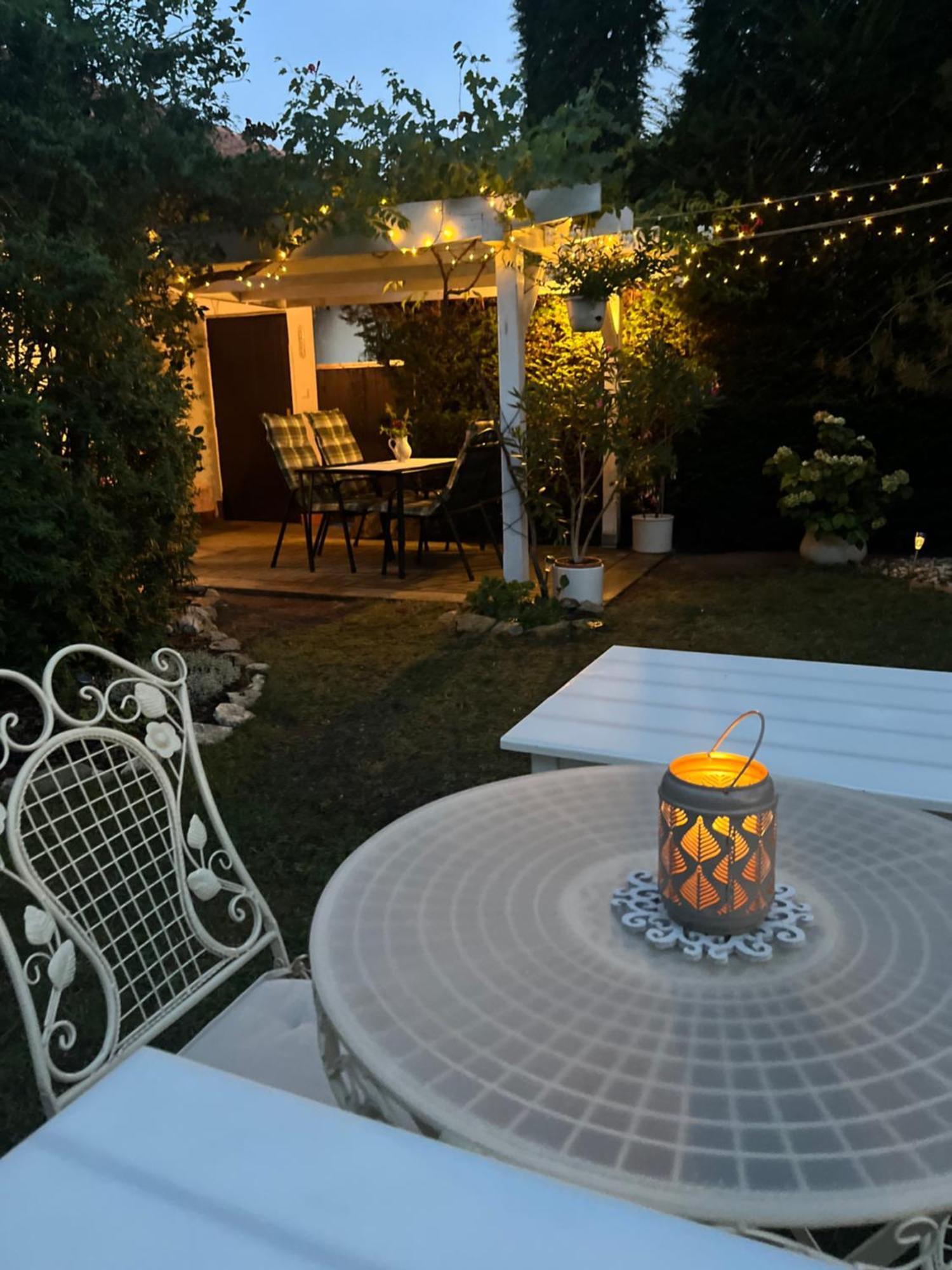 Relaxační studio VERA s UBYTOVÁNÍM Valtice Exterior foto
